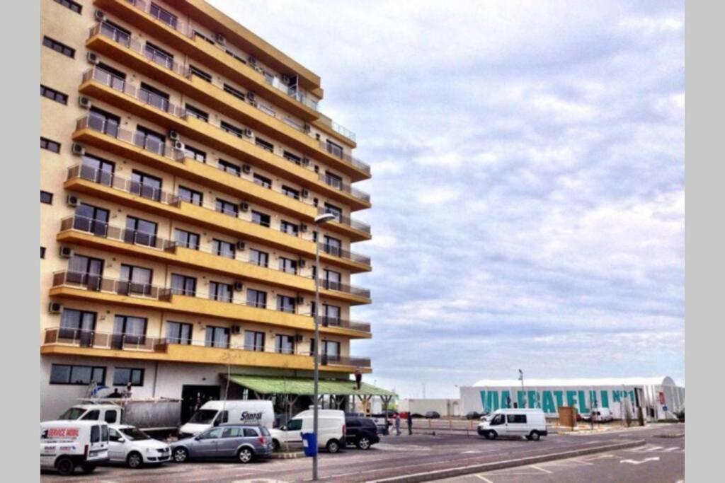 Apartamento Summerland, 30M From Beach&Best Clubs, Nuba, Fratelli, Ammos Mamaia Exterior foto